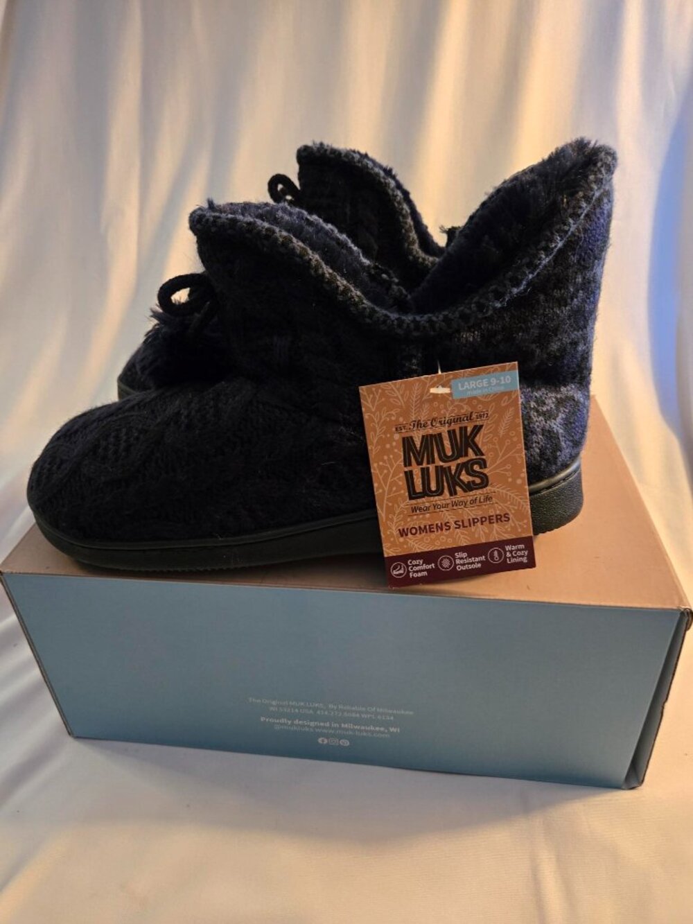 Muk Luks Women’s Knit Black Gray White Fall Winter Bootie Slipper Size 9-10
